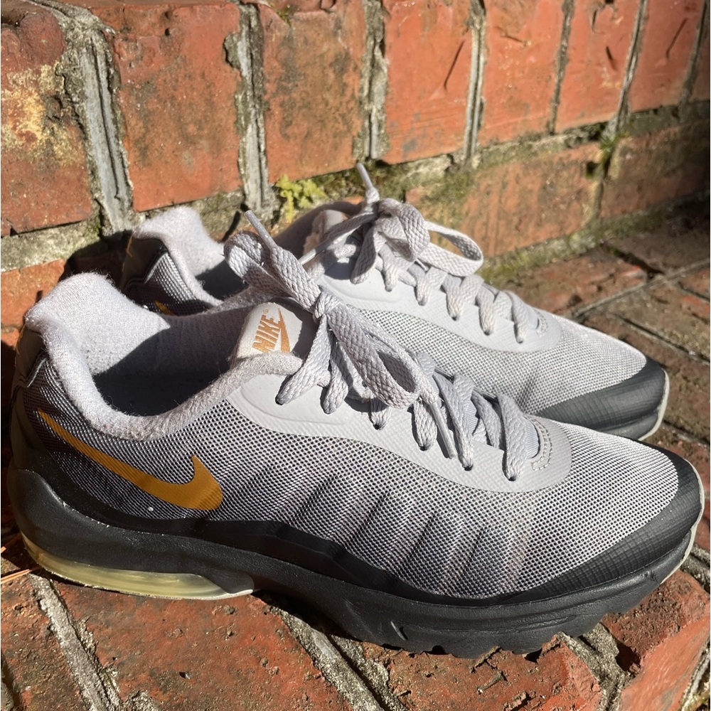 Nike Air max size 9